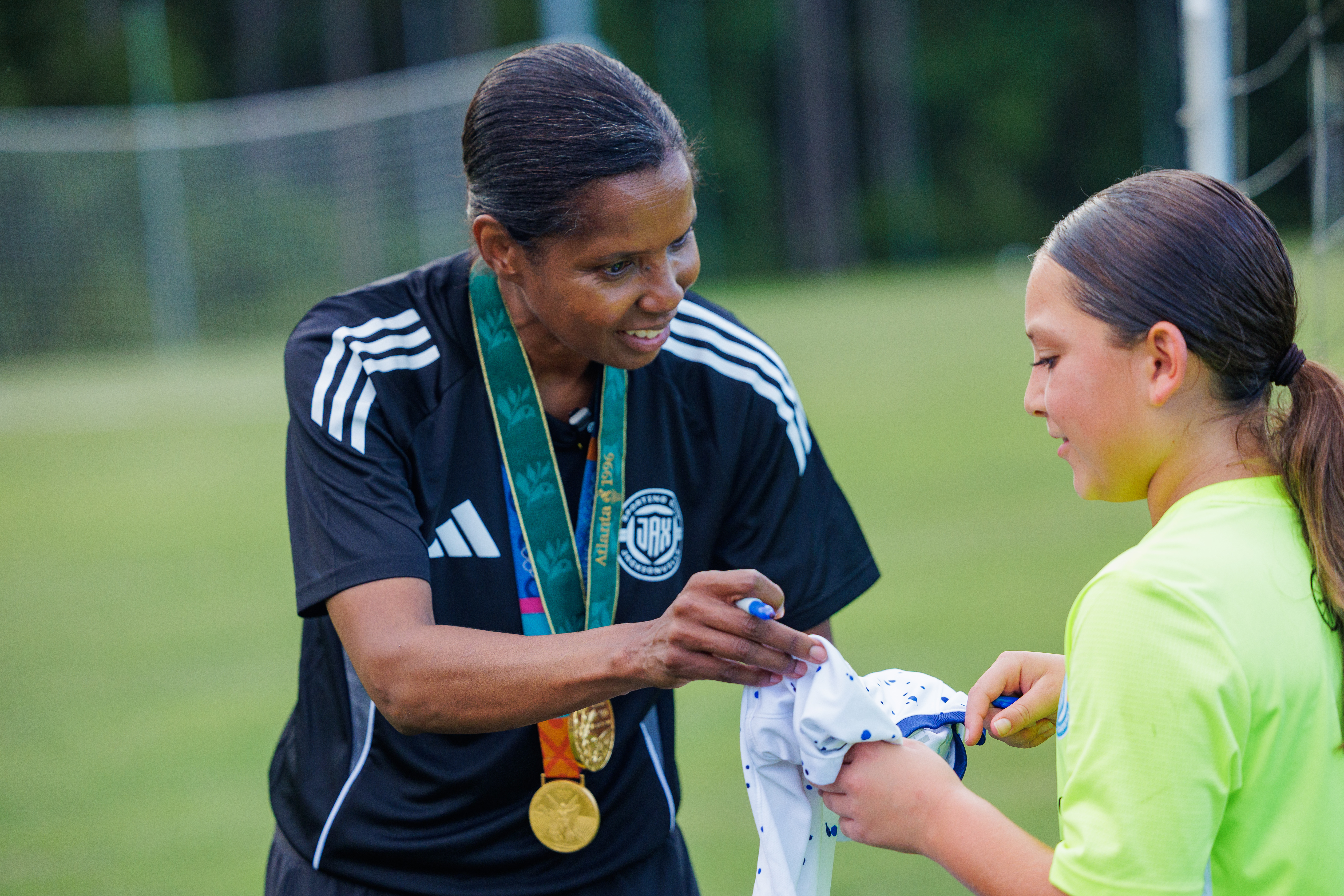 Former USWNT legend Briana Scurry plays key role in Sporting JAX youth clinic and business luncheon featured image
